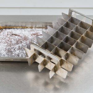 Emporte-pièce : Bac inox GN 36 parts